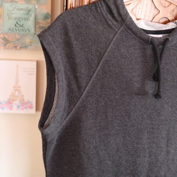 REEBOK Studio Training Sleveless Hoodie Style# REW174TS07002 - Heather Black, M - Picture 7 of 16